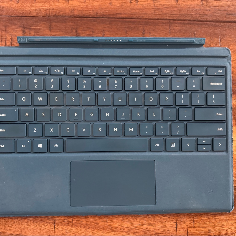 Microsoft Surface  Keyboard with Trackpad-Bkue